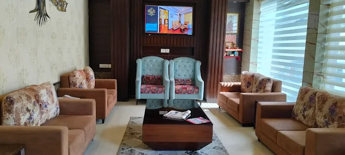 hotel suncity plaza sitapura