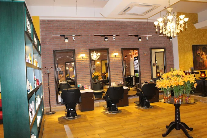 Looks Salon