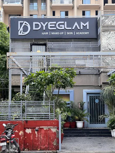 Dye Glam Salon & Academy